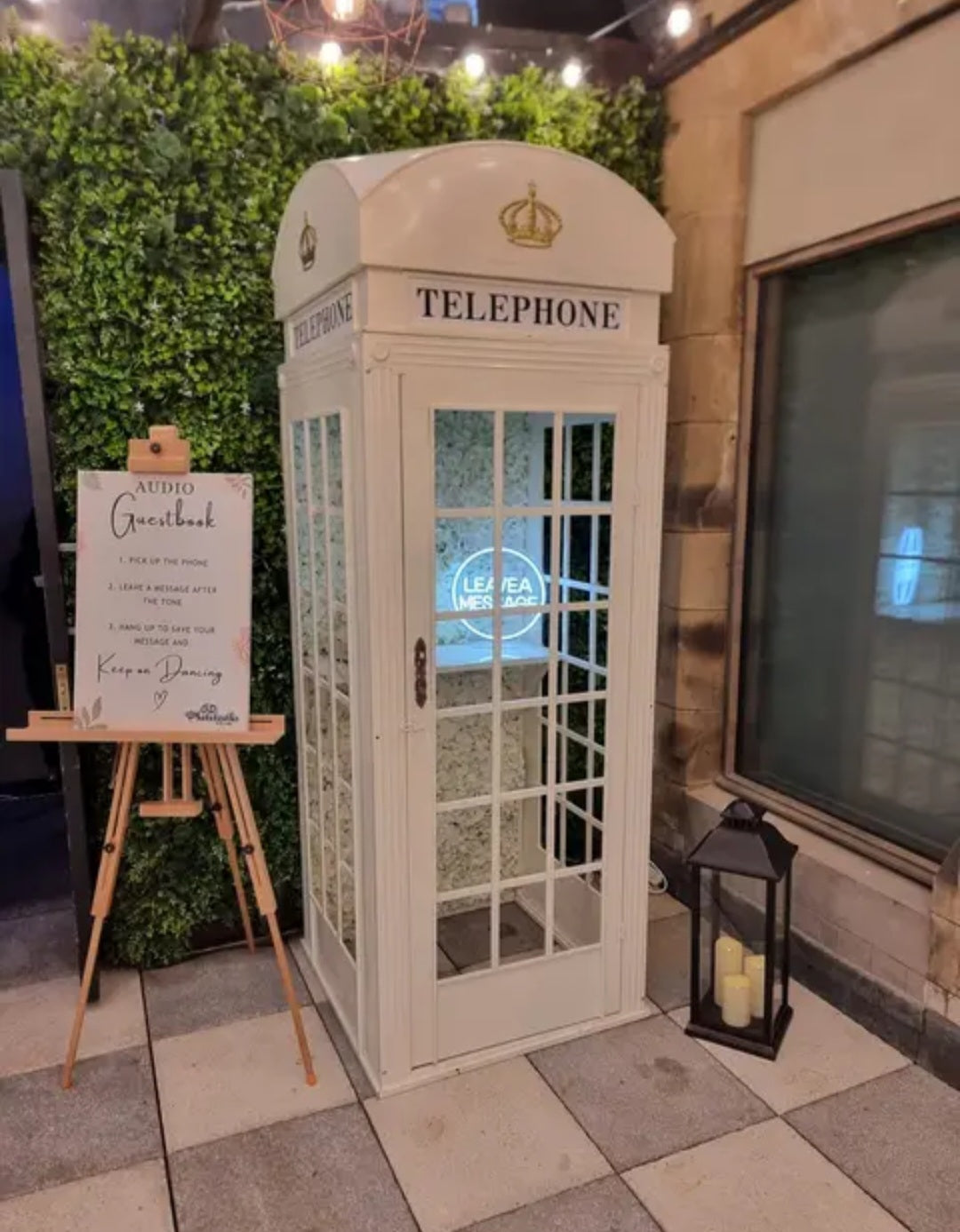 London Telephone Booth (White)
