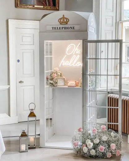 London Telephone Booth (White)